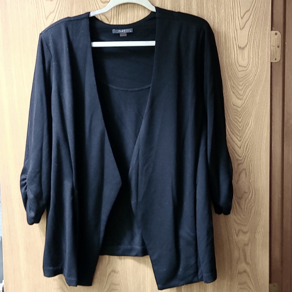 Size 2x Tart open front black knit blazer.